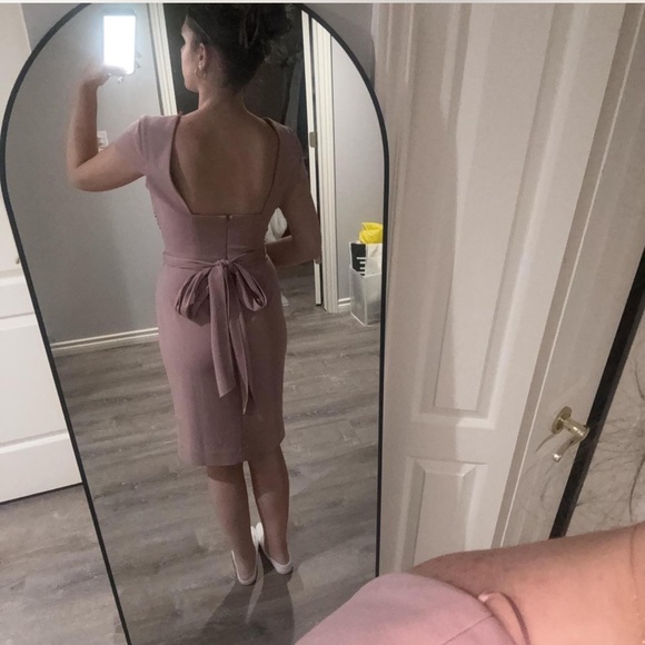 Elegant Mauve Wrap Dress - Picture 3 of 12